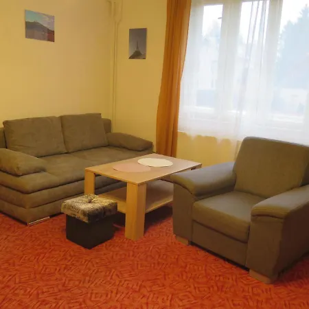 Apartman Hruba Skala アパート Hrubá Skála