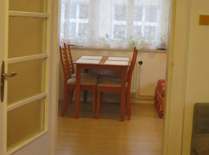 Apartman Hruba Skala Apartament *